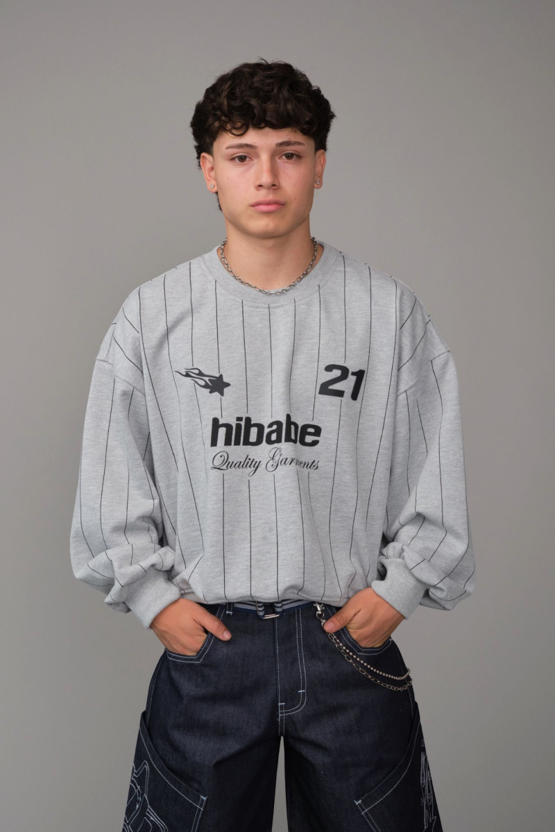 Sweatshirt Line