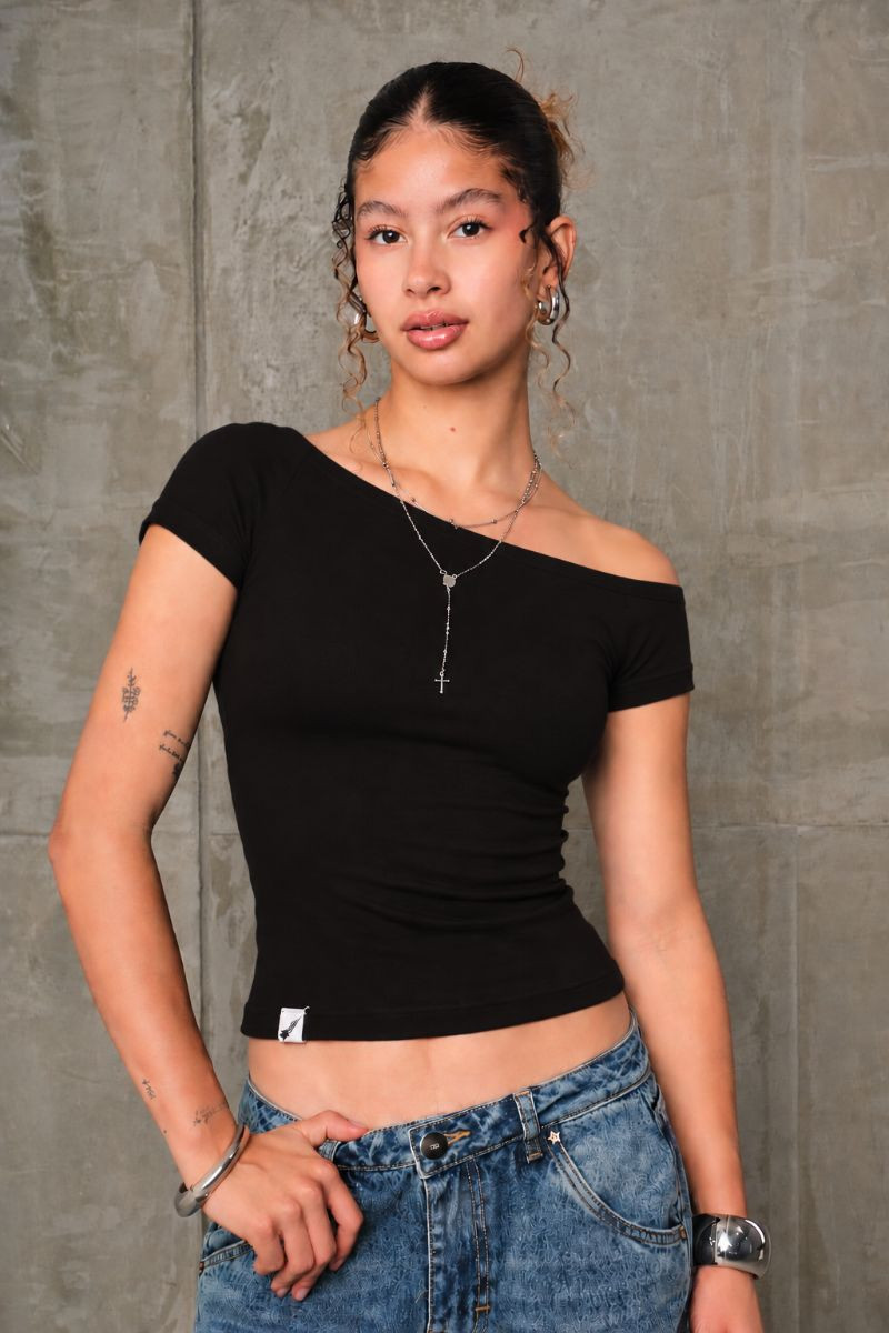 Top Sky Black